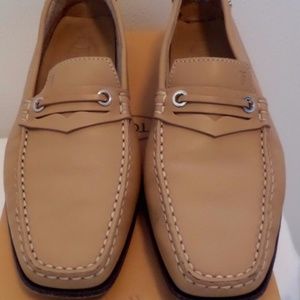 Tod's Women's Driving Loafers
