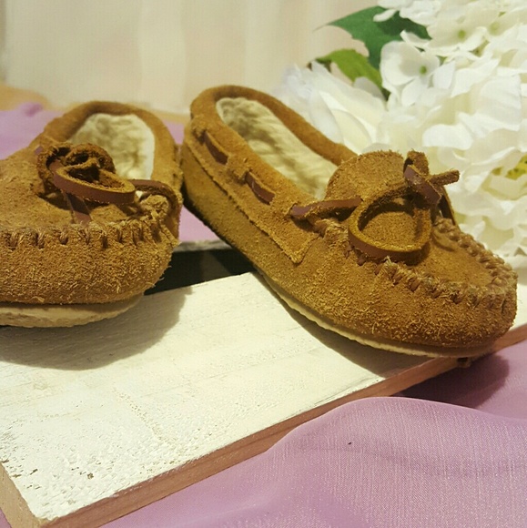 Minnetonka Other - Toddler Moccasins