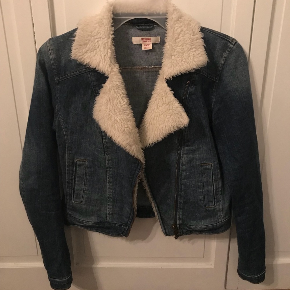 Mossimo Jean Jacket W/ faux fur