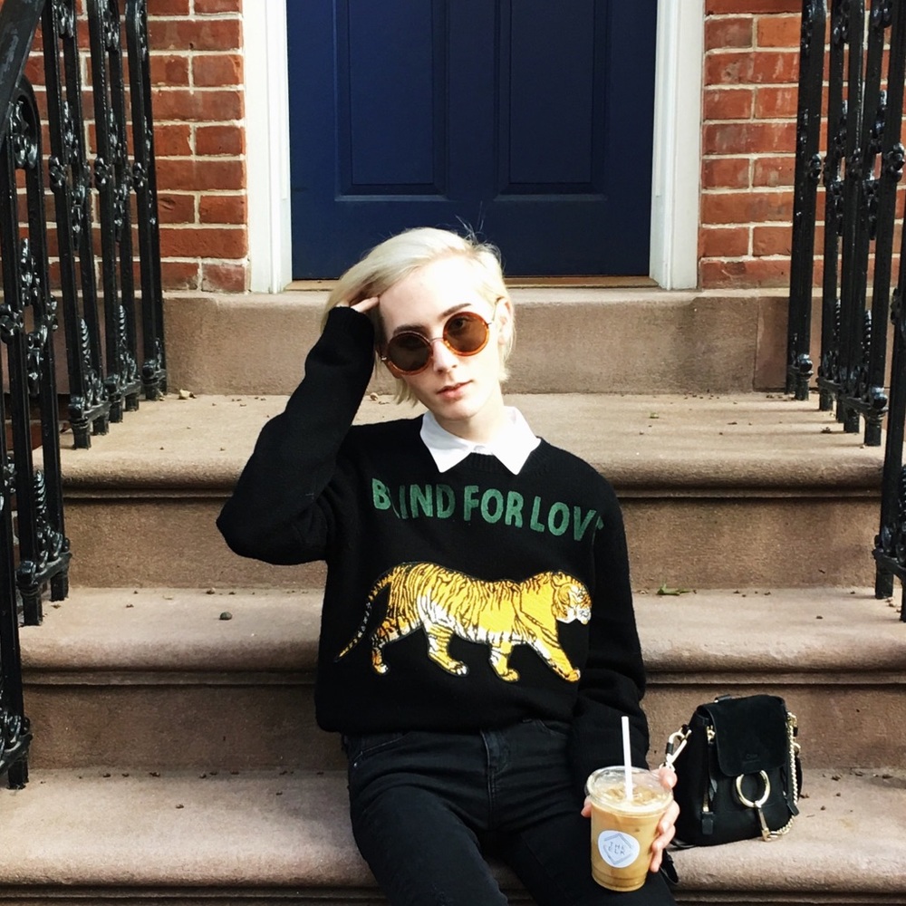 ✖️ SOLD ✖️ Gucci "Blind for Love" Sweater Black