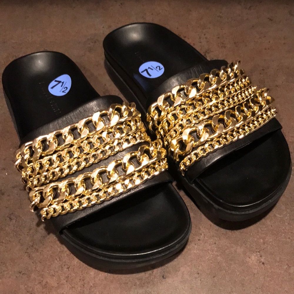Kendall & Kylie Gold Chain Slides
