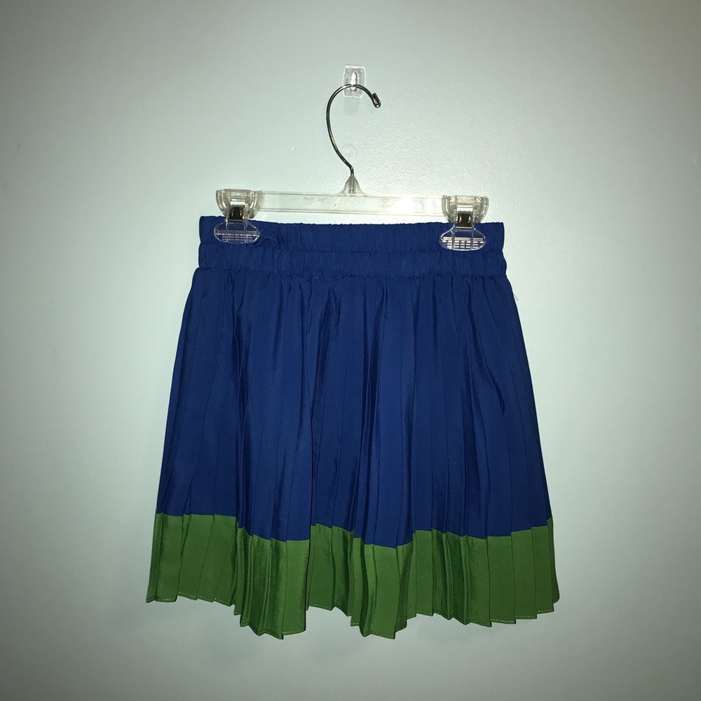 Aeropostale blue and green pleaded skirt