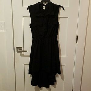 Black collared high low dress with front pockets