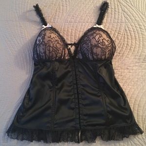 VS Sexy Little Things lingerie