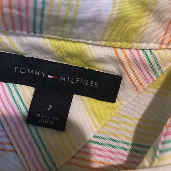 Tommy Hilfiger - Picture 2 of 6