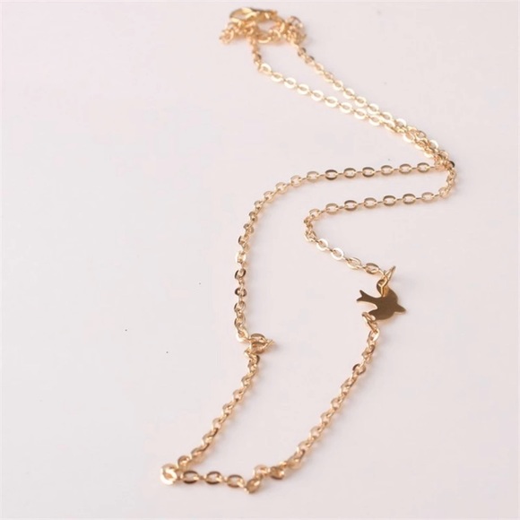 GOLD Dove Collarbone Necklace - Picture 3 of 4