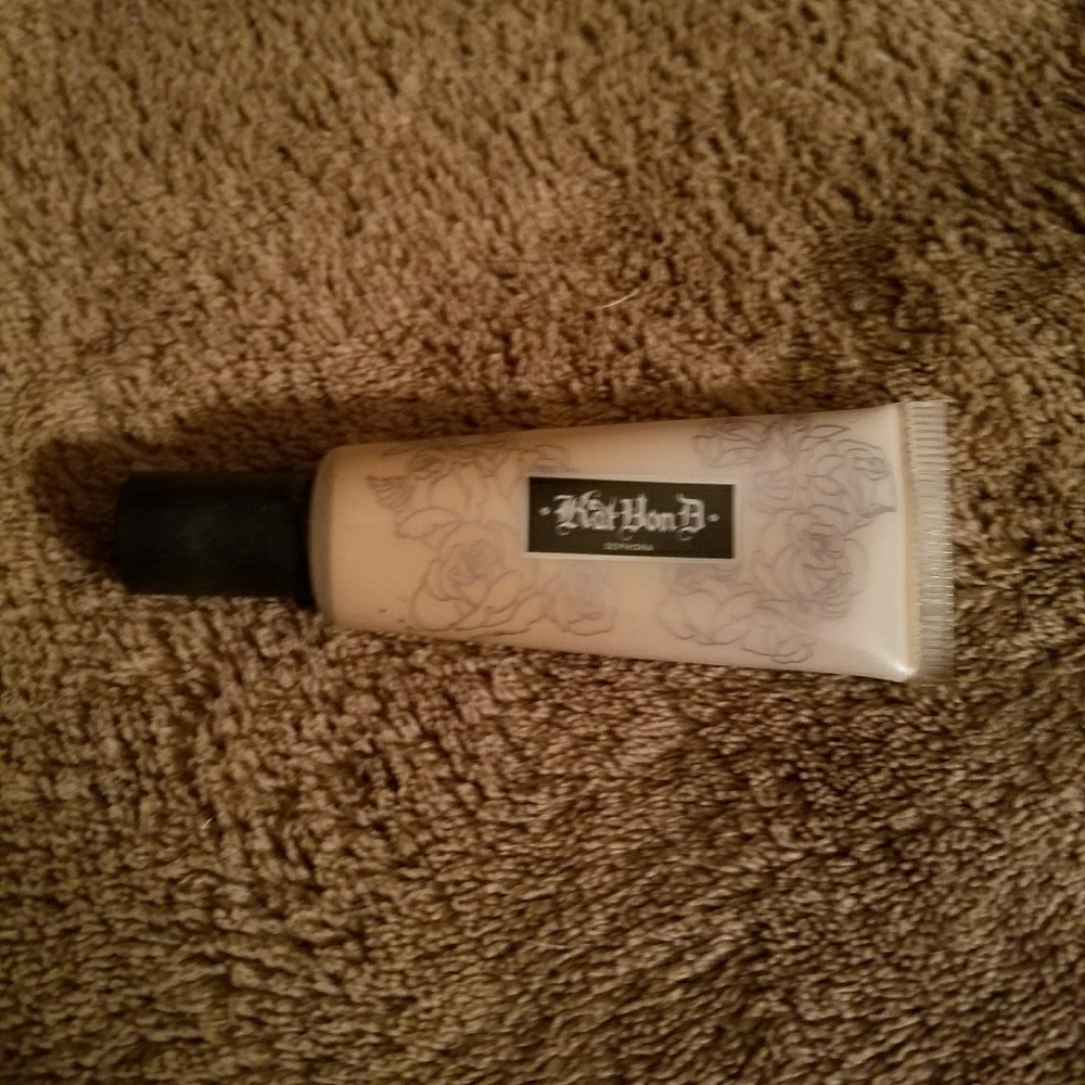Kat Von D Ratio Concealer Almond
