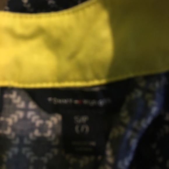 Tommy Hilfiger - Picture 6 of 6