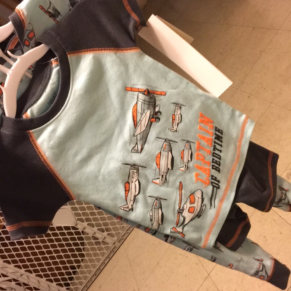 Carters pajama set!