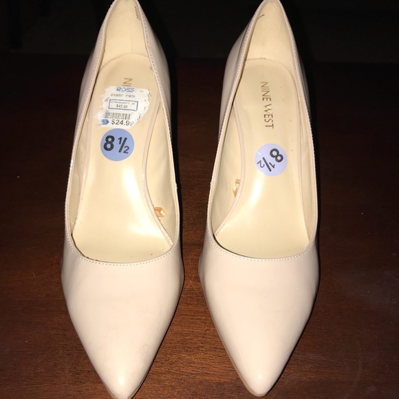 Nine West Shoes - Nine West Nude Heels