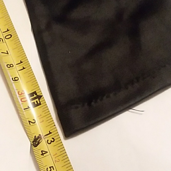 Exclusive Of Decorative Gloves - Picture 3 of 4