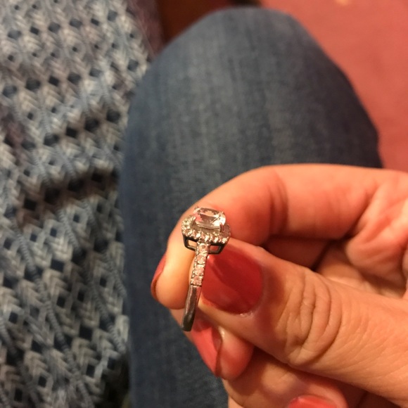 Promise Ring - Picture 2 of 6