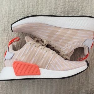 Adidas NMD R2 Women’s Size 5