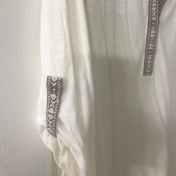 Blouse - Picture 2 of 3