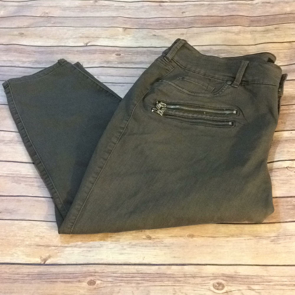 NWT Torrid 24XS Multizip Jegging