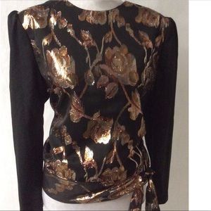 Vintage Tops - Black & Gold Vintage Top Size 16 Vintage Tops - Black & Gold Vintage Top Size 16
