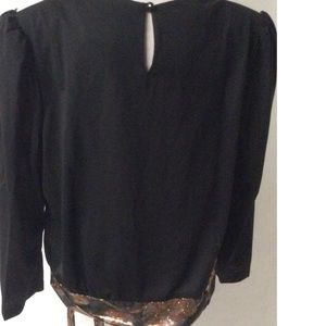 Vintage Tops - Black & Gold Vintage Top Size 16 Vintage Tops - Black & Gold Vintage Top Size 16