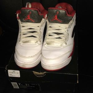 Air Jordan 5 retro Low (GS) ❤️🖤