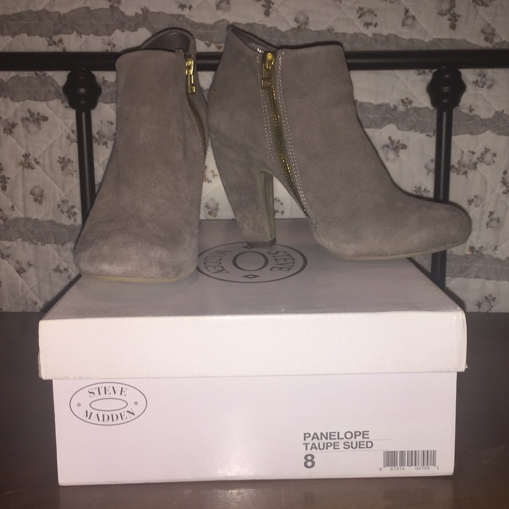 Size 8 heel suede bootie from Steve Madden.
