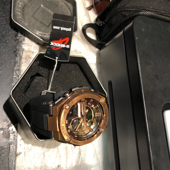 G-SHOCK. Rose Gold. New unworn main image 4