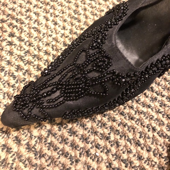 Size 9 black sandal heels with bead embroidery - Picture 3 of 3
