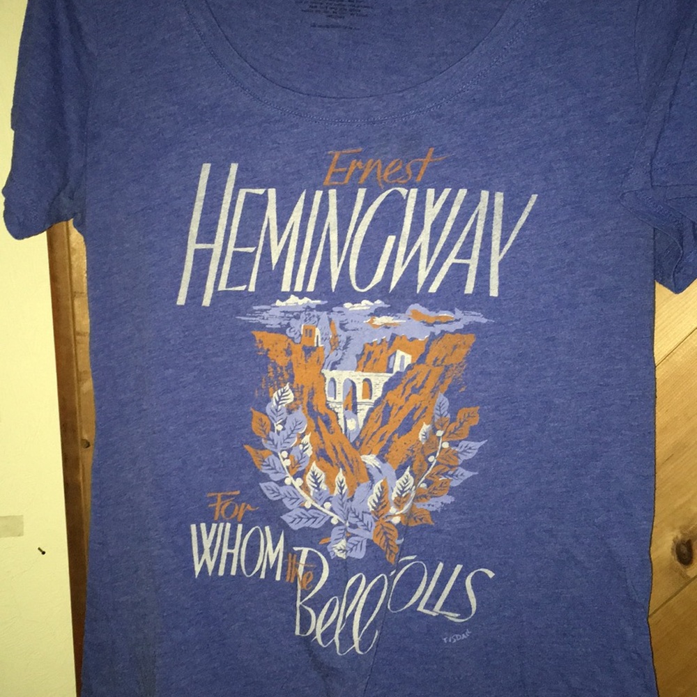 blue hemingway tshirt (2x)