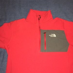 North Face not worn pullover men’s size small