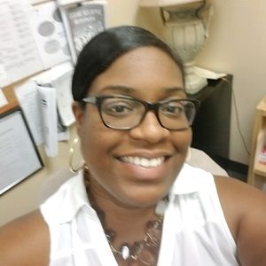 Meet your Posher, Tesia