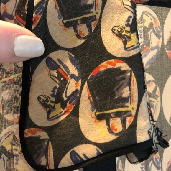 D&G Dolce & Gabbana Cut Out Blouse - Picture 5 of 7