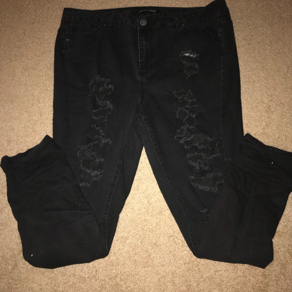 Rue 21 black ripped jeans