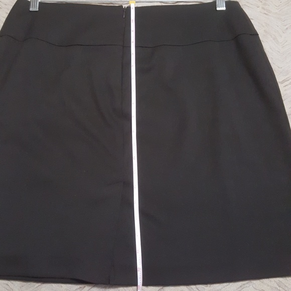 Old Navy Skirt - Picture 3 of 4