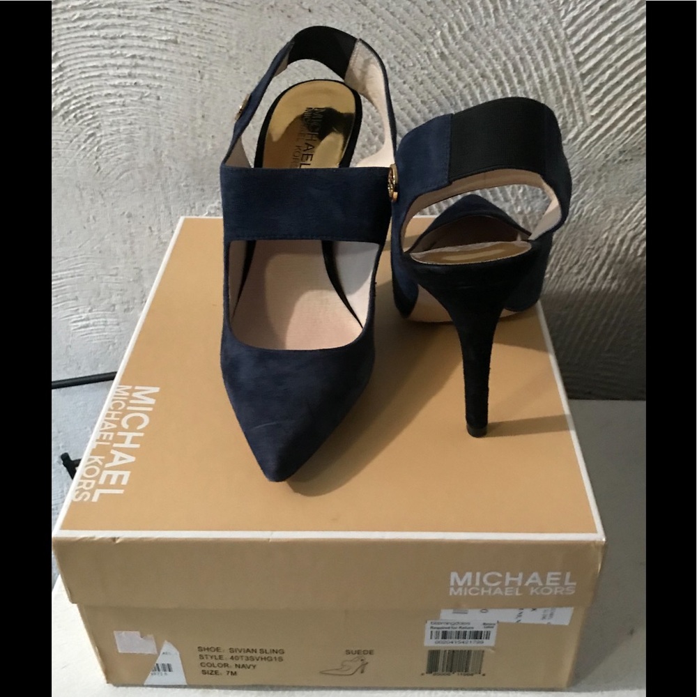 A sling back heel