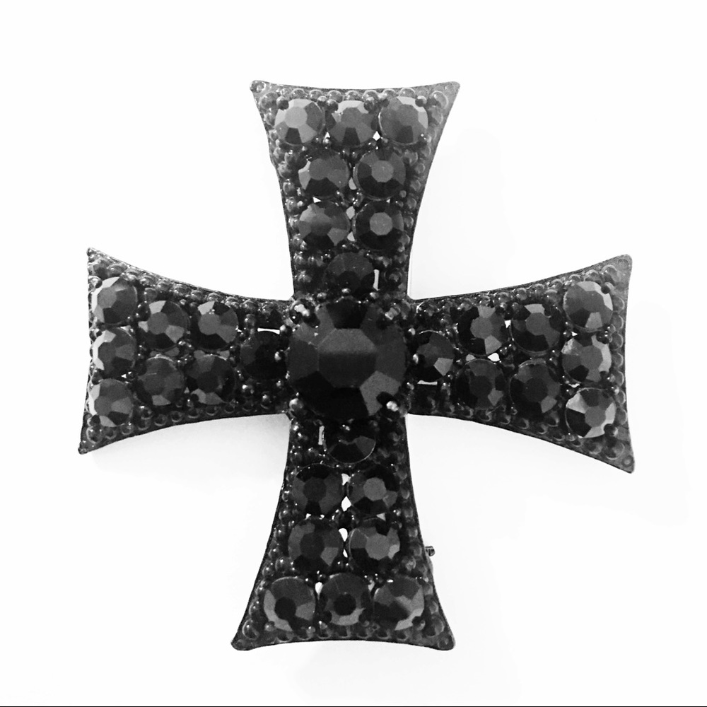 Vintage Weiss Maltese Cross Brooch