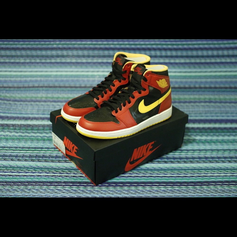 NIKE AIR JORDAN 1 ATLANTA