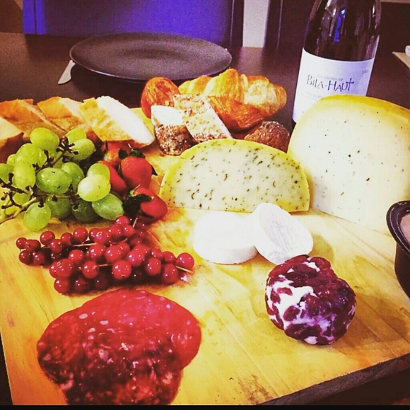 Meet your Posher, Roxy - Picture 4 of 4