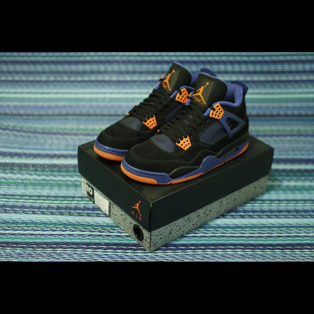 JORDAN 4 CAVS