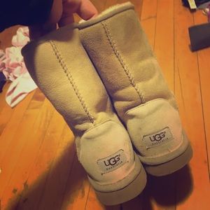 Lightly worn light tan uggs