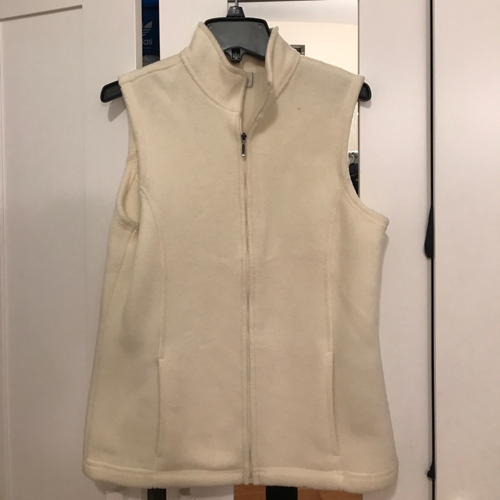 L.L. Bean white vest size XS- PERFECT condition