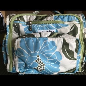 DWL Ju Ju Be Marvelous Mums BFF