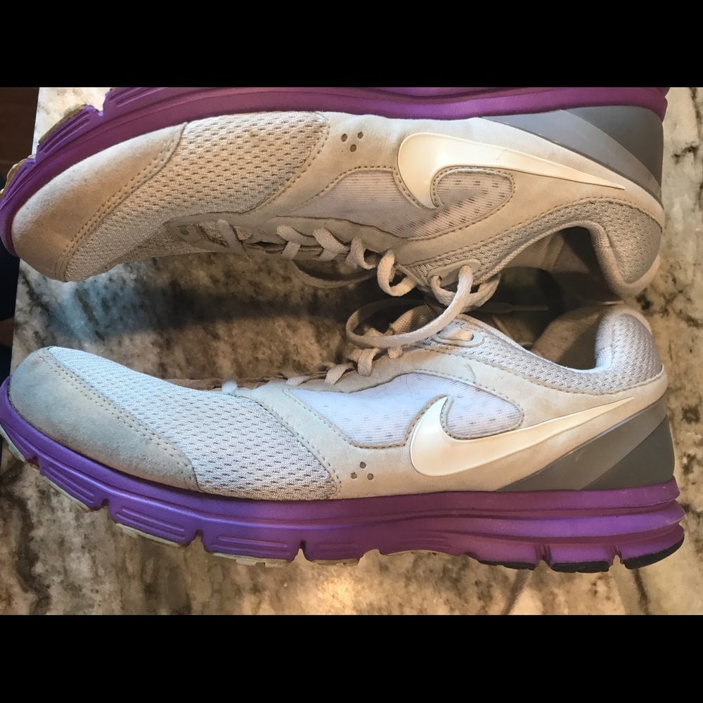 Nike Lunarfly 2 + women’s running shoe