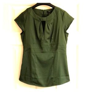 Ann Taylor green silk career top 00