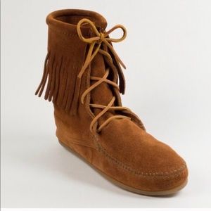 Minnetonka tramped bootie
