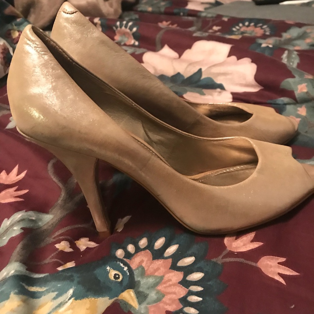 Gianni Bini GOLD Heels