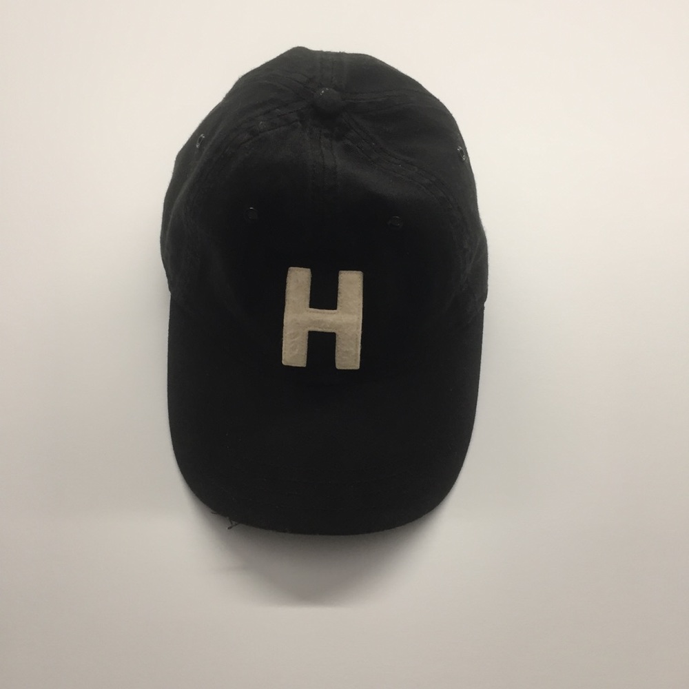 TOMMY HILFIGER HAT