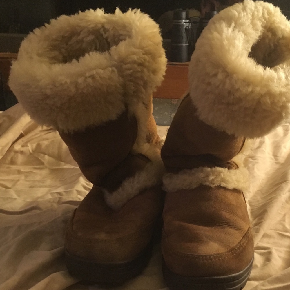 UGG size 7