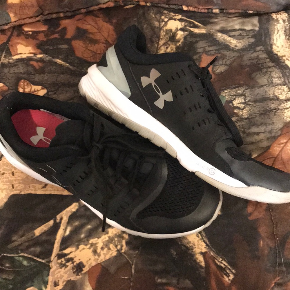 Under Armour Running Shoes