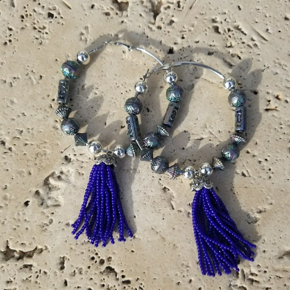 Sassy Cola hoop earrings - Picture 2 of 4