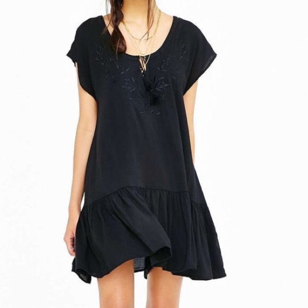 NWOT Urban Outfitters Embroidered Dress, Sz XS