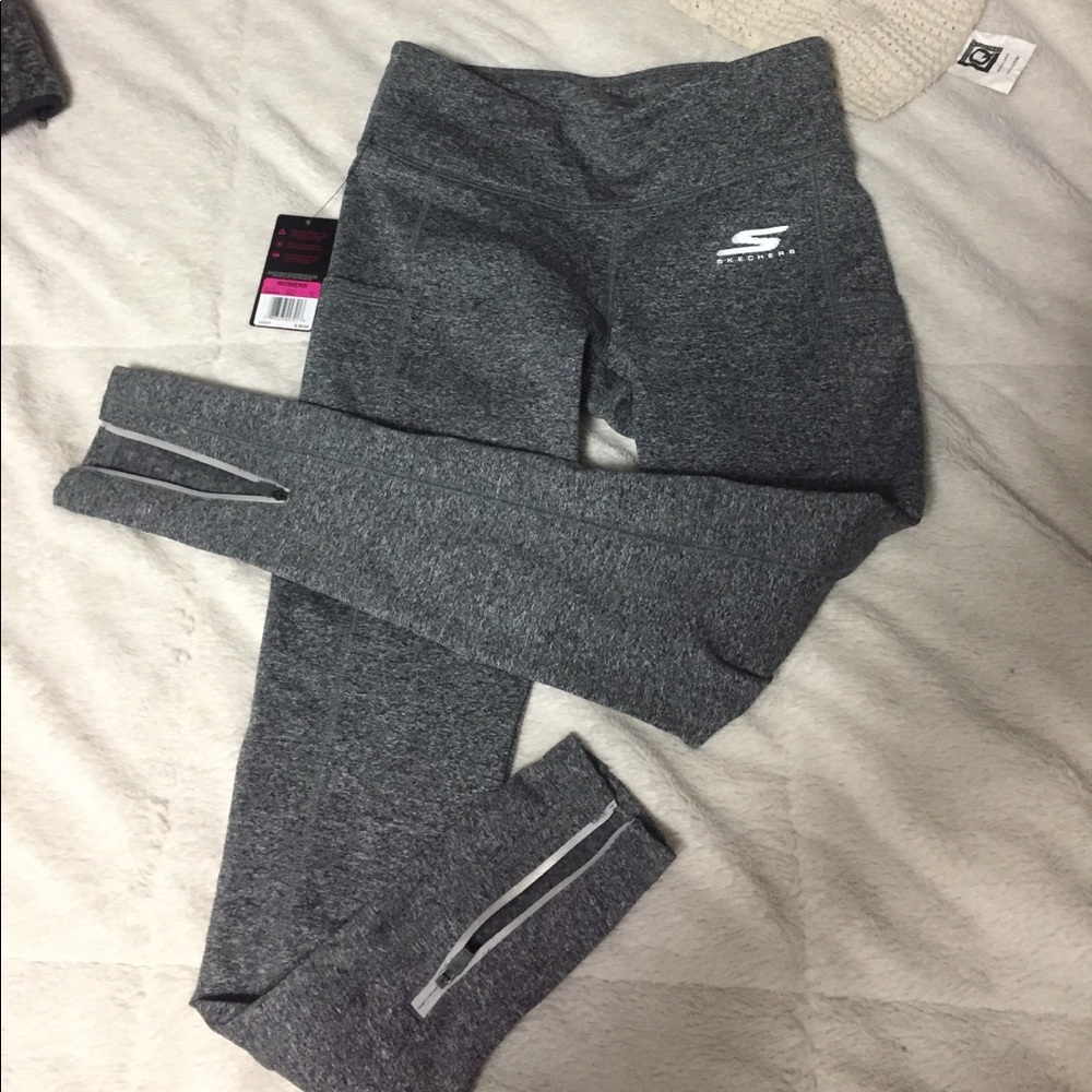Grey Skechers exercise leggings