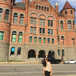 Meet your Posher, Sara